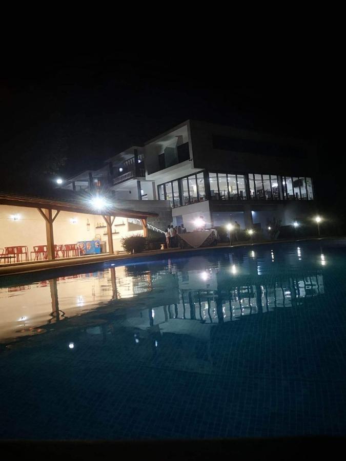 Restaurante Residencial Pizzaria S. Estevao Aguiar da Beira Luaran gambar
